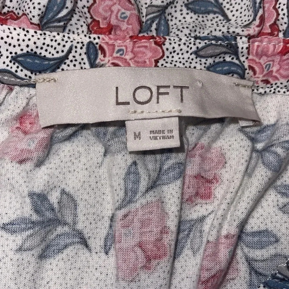 LOFT • Women’s Floral Ruffle Henley Mixed Media Top Blouse - Size M - Picture 3 of 4